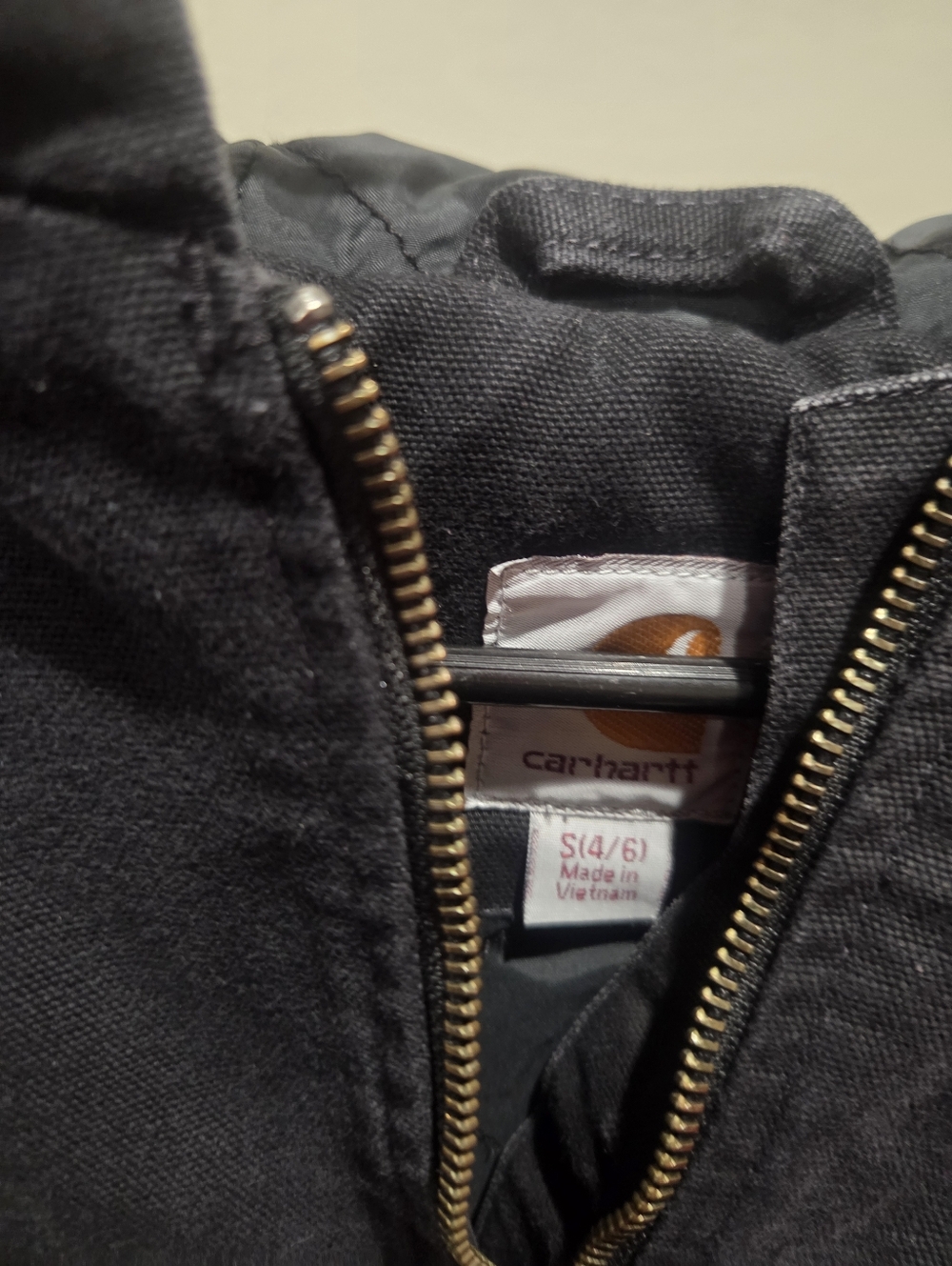 Women's Carhartt Hooded Vest - Picture 3 of 3